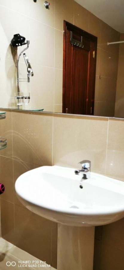 Vivienda Vacacional Compartida Radazul Bed and Breakfast Buitenkant foto