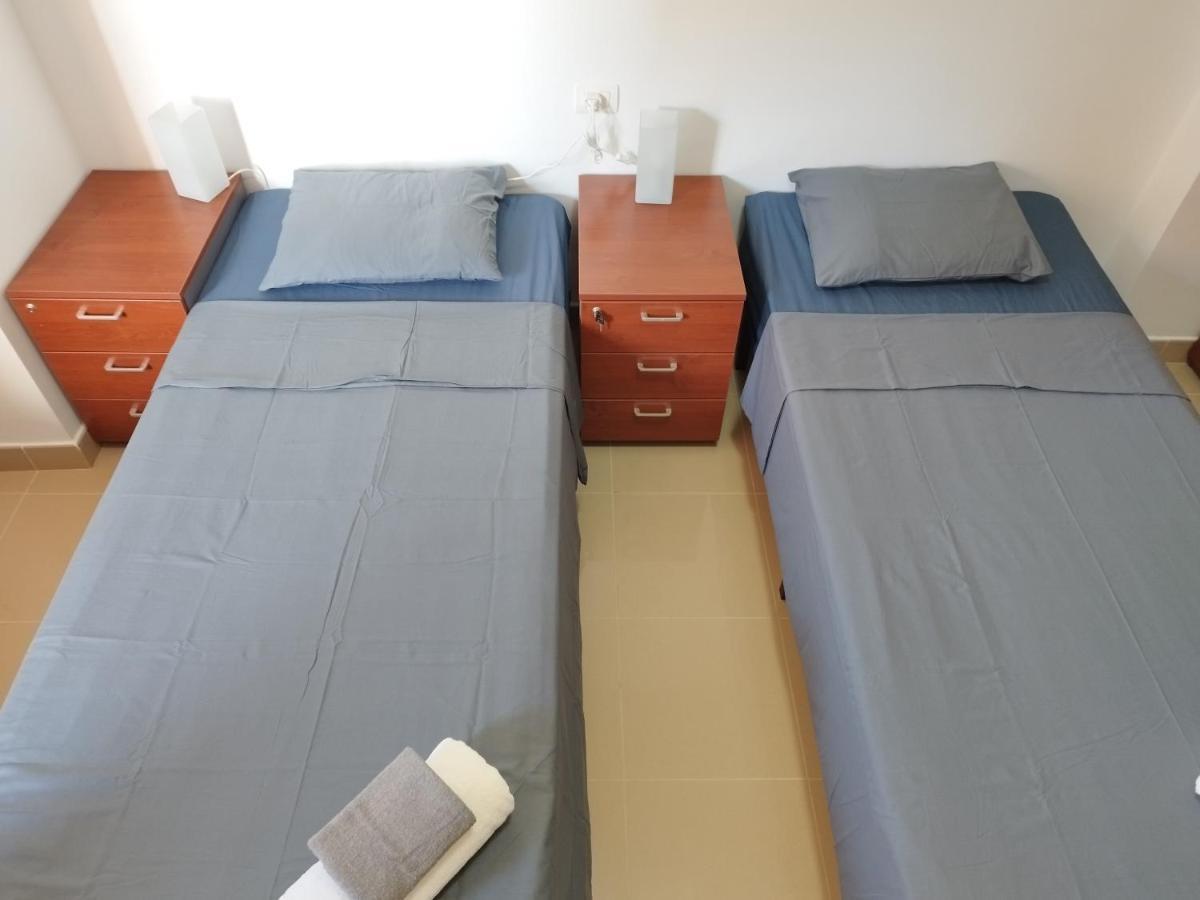 Vivienda Vacacional Compartida Radazul Bed and Breakfast Buitenkant foto