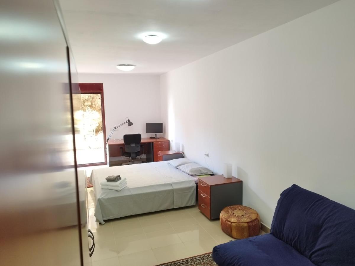 Vivienda Vacacional Compartida Radazul Bed and Breakfast Buitenkant foto